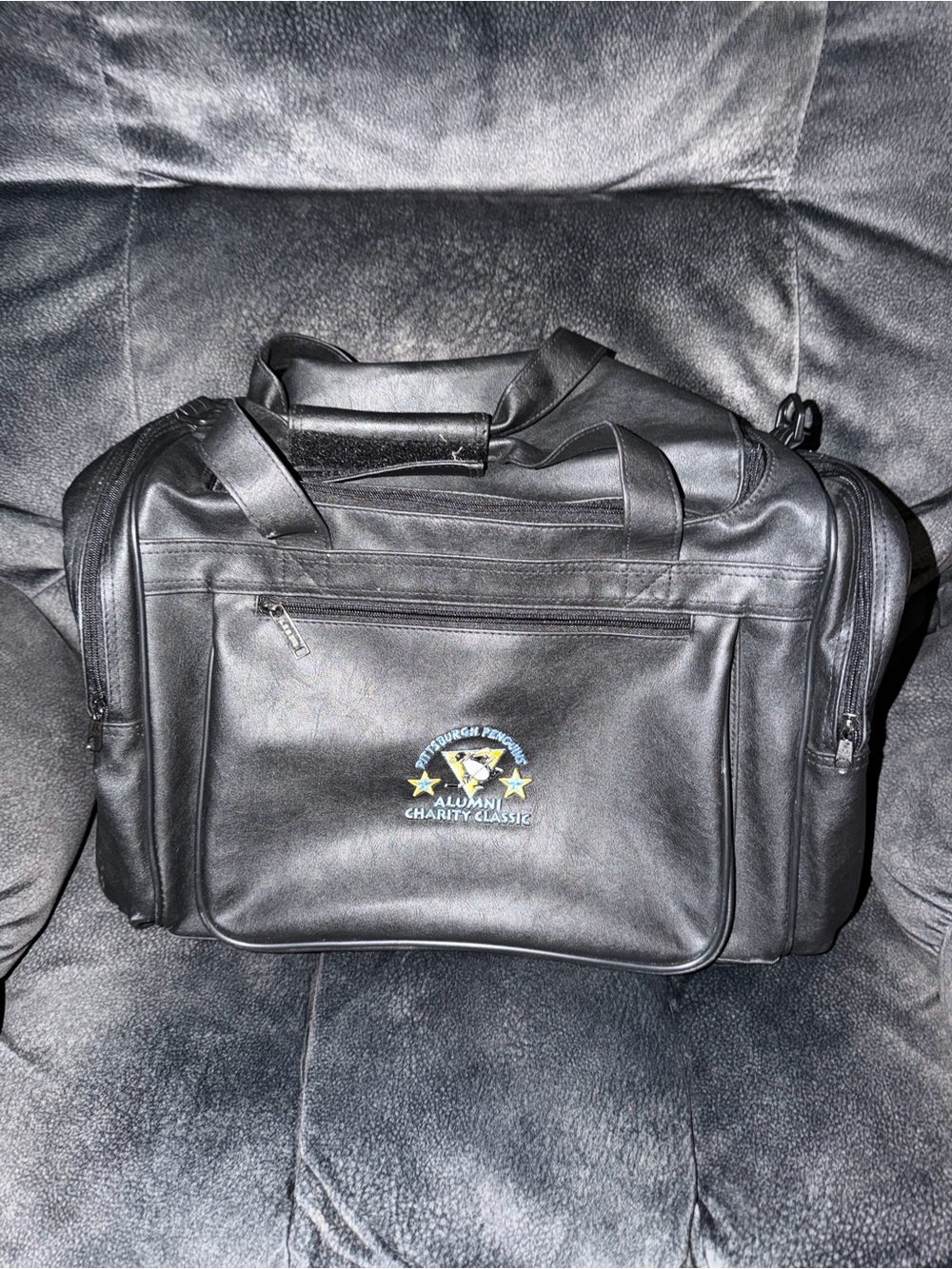 Leed’s NHL Pittsburgh Penguins Alumni Classic Bag Used Pre Owned Rare Vintage Us